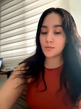 Nina lovi online show from November 2025 08:42:02 PM