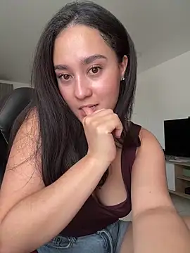 Nina lovi online show from March 2026 07:58:01 PM