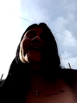 Snapshot of salomexlove_20 chatting on February 2025 12:57:02 PM salomexlove 20 online show from February 2025 12:57:02 PM