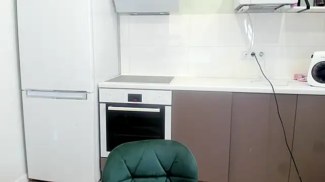 Your Masha online show from October 2025 08:58:02 AM