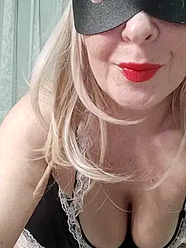 Vivian115 online show from November 2025 06:51:01 PM