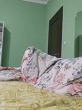 Vivian115 online show from April 2026 08:37:02 PM