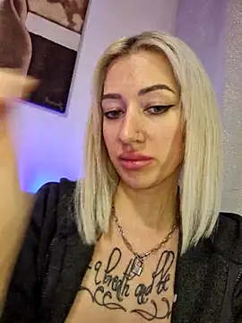 Fuck-Gina online show from February 2025 10:43:02 PM