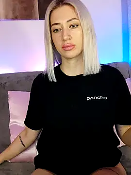 Fuck-Gina online show from December 2025 04:54:02 PM