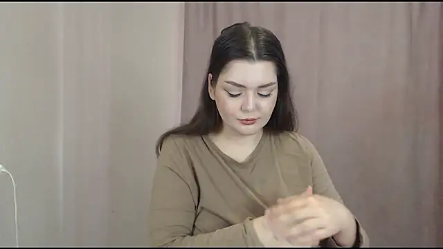 ohhhMie online show from November 2025 09:36:01 AM