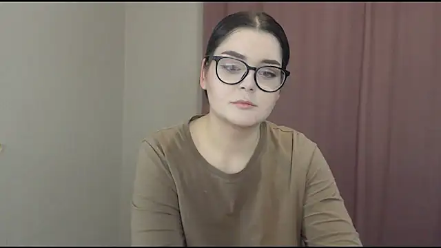 ohhhMie online show from March 2025 10:10:01 PM