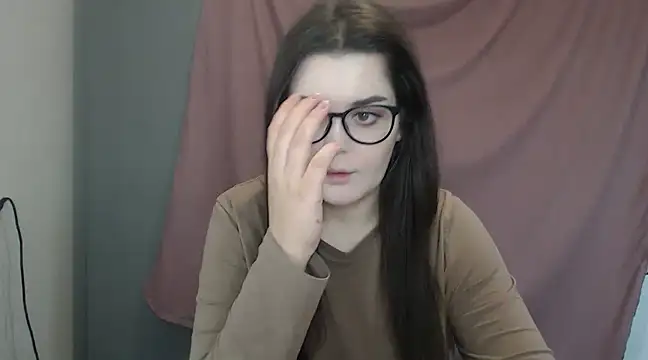 ohhhMie online show from February 2025 04:32:01 PM