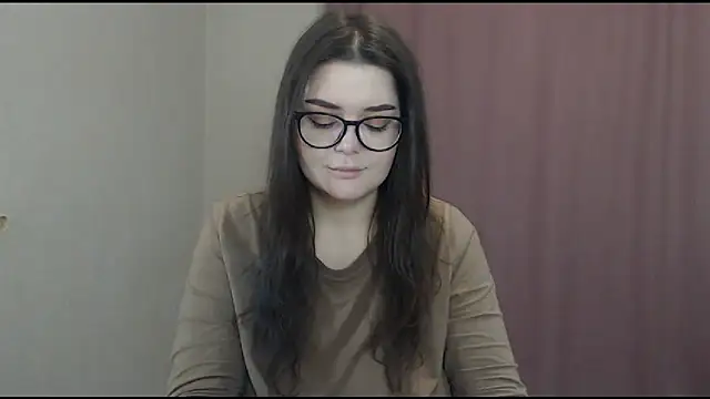 ohhhMie online show from February 2025 09:22:01 PM