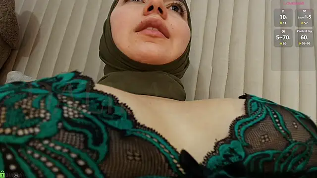 dalilasaadi  online show from April 2026 03:41:01 AM