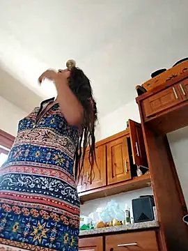 Luna-Natural online show from February 2026 06:18:02 PM