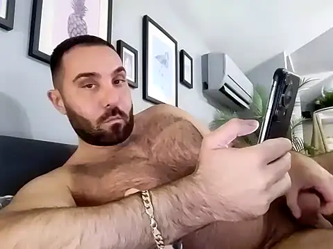 Snapshot of Kallobs chatting on November 2025 07:36:02 PM Kallobs online show from November 2025 07:36:02 PM