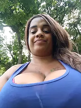 AbellaLizz online show from November 2025 06:45:01 PM