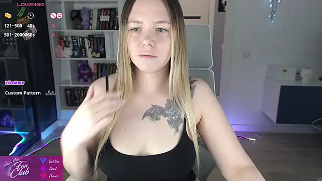 Emma Bryan online show from June 2026 06:16:02 PM