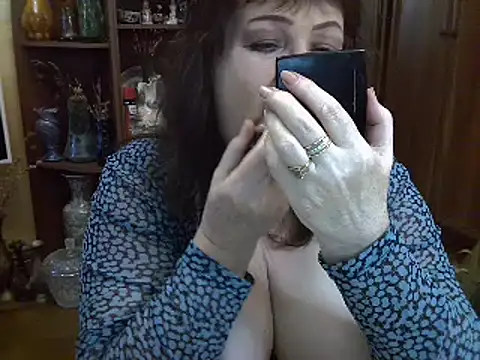 Snapshot of ElenaZed chatting on June 2026 09:43:01 AM ElenaZed online show from June 2026 09:43:01 AM