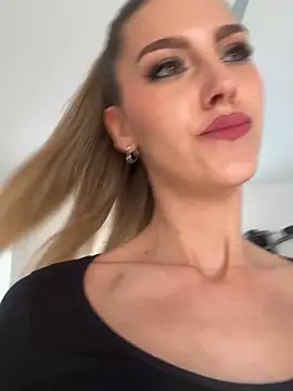 nicole 98 online show from March 2026 03:48:01 PM