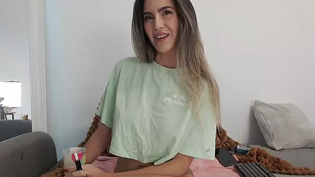 nicole 98 online show from January 2026 03:05:02 PM