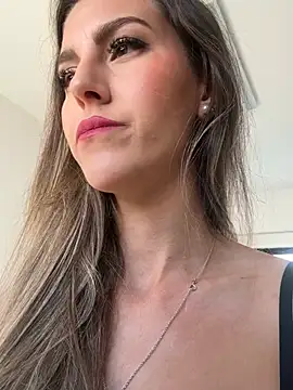 nicole 98 online show from March 2026 03:57:02 PM