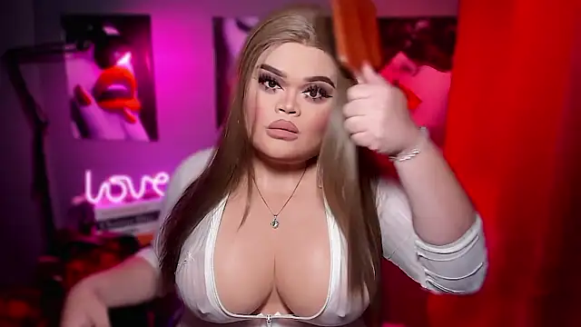 Snapshot of KarolinaThompson chatting on January 2026 07:46:02 AM KarolinaThompson online show from January 2026 07:46:02 AM