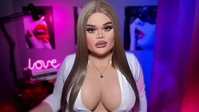 Snapshot of KarolinaThompson chatting on January 2026 07:56:02 AM KarolinaThompson online show from January 2026 07:56:02 AM