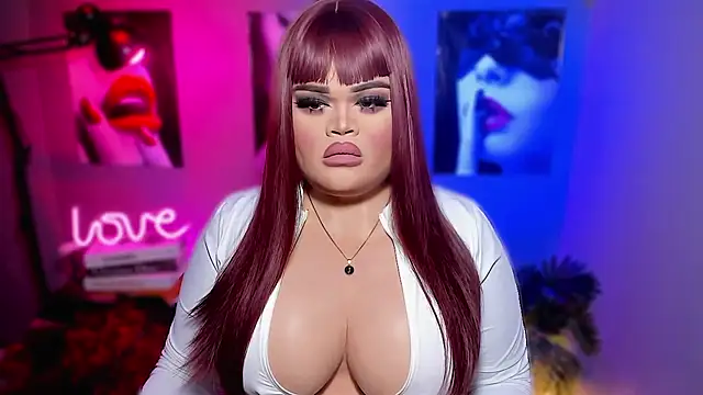 Snapshot of KarolinaThompson chatting on October 2025 09:13:01 PM KarolinaThompson online show from October 2025 09:13:01 PM