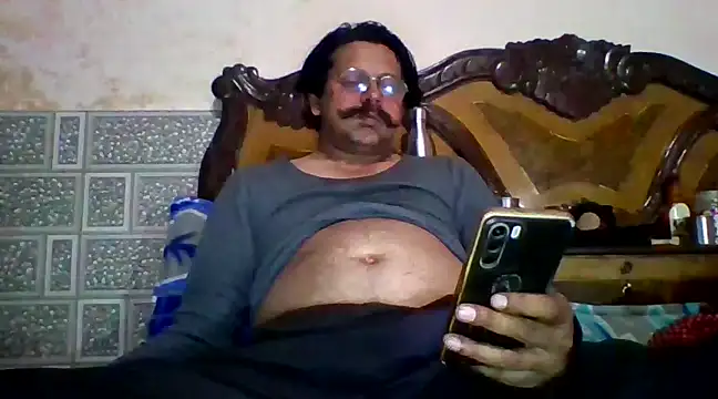Snapshot of Kumarjay330 chatting on December 2024 05:18:02 PM Kumarjay330 online show from December 2024 05:18:02 PM