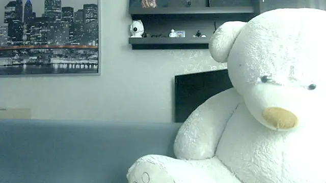 stormylana online show from April 2026 11:06:01 AM