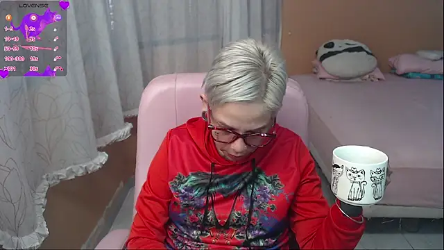 moon cat85 online show from July 2026 01:23:02 PM