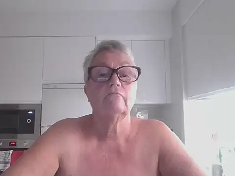 Snapshot of GrannyChrissy68 chatting on October 2025 08:54:01 PM GrannyChrissy68 online show from October 2025 08:54:01 PM