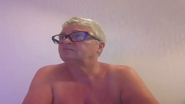 Snapshot of GrannyChrissy68 chatting on October 2025 08:53:02 PM GrannyChrissy68 online show from October 2025 08:53:02 PM