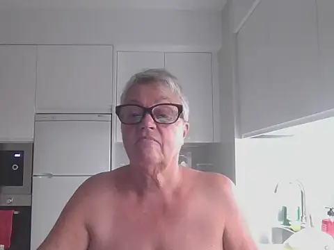 Snapshot of GrannyChrissy68 chatting on October 2025 09:49:01 PM GrannyChrissy68 online show from October 2025 09:49:01 PM