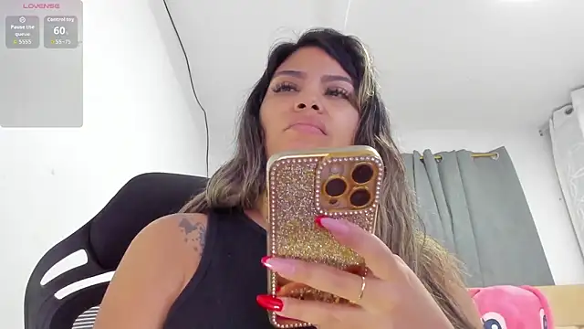 sweetfabianaxl online show from March 2026 07:19:01 PM