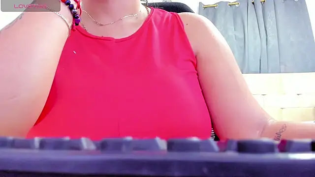 sweetfabianaxl online show from March 2026 07:30:03 PM