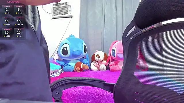 sweetfabianaxl online show from February 2026 07:25:02 PM