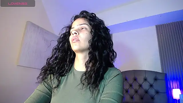 Snapshot of ximena_diaz chatting on March 2025 09:35:02 PM ximena diaz online show from March 2025 09:35:02 PM