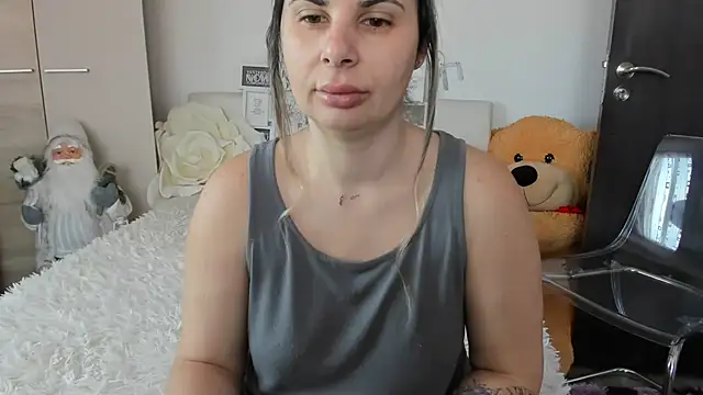 sweetemy4u online show from February 2026 07:19:01 AM