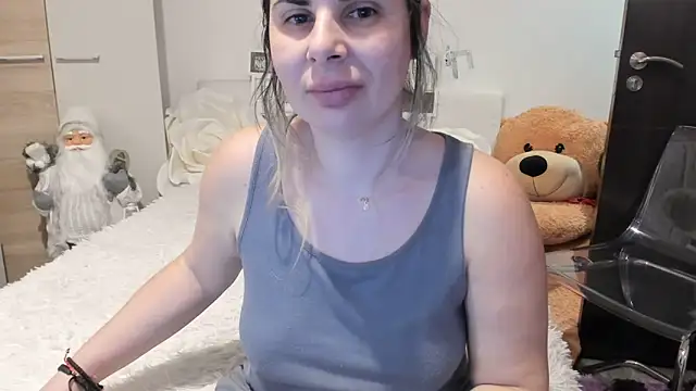 sweetemy4u online show from February 2026 09:03:02 PM