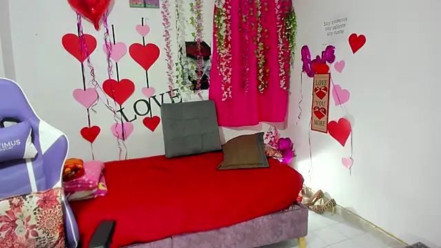 samantha  smile online show from November 2025 08:20:01 PM