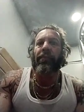 trucker1979 online show from February 2026 11:59:01 PM