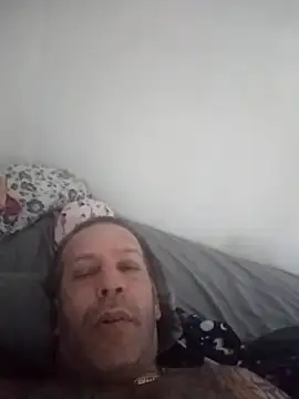 trucker1979 online show from April 2026 05:25:01 PM