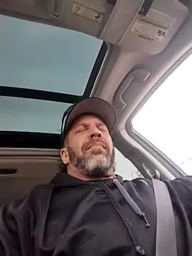 trucker1979 online show from March 2026 05:14:01 PM