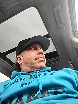 trucker1979 online show from April 2026 08:15:02 PM