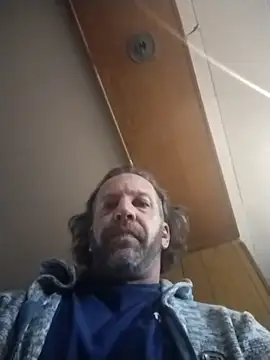 trucker1979 online show from March 2026 06:04:01 PM