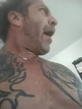 trucker1979 online show from December 2025 03:04:01 PM