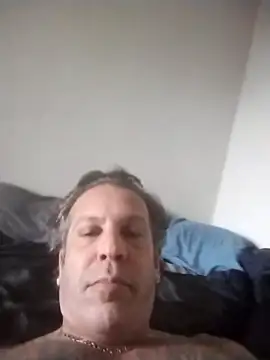 trucker1979 online show from October 2025 05:23:01 PM