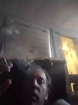 trucker1979 online show from December 2025 05:28:01 PM