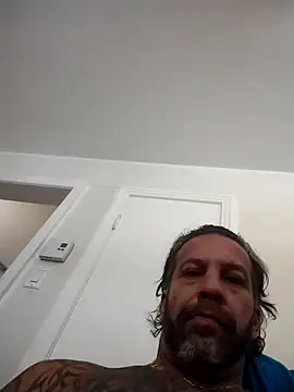 trucker1979 online show from January 2026 05:50:01 PM