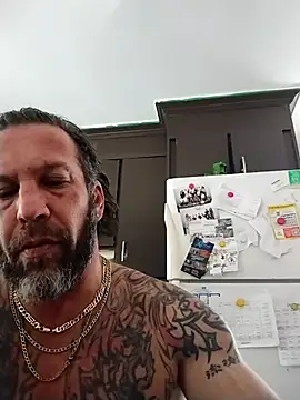 trucker1979 online show from February 2026 06:04:02 PM