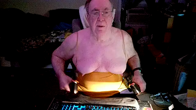 Toastir online show from December 2025 10:20:01 PM