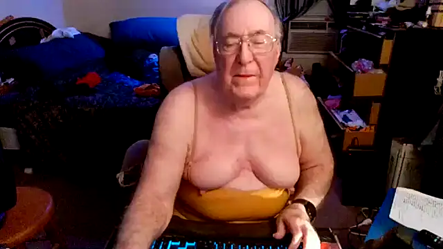 Toastir online show from November 2025 10:46:01 PM