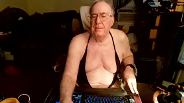 Toastir online show from May 2026 07:55:01 PM